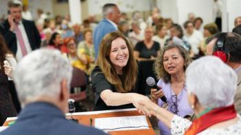 Con motivo de la Semana Cultural, han querido compartirlo con un centro de mayores 