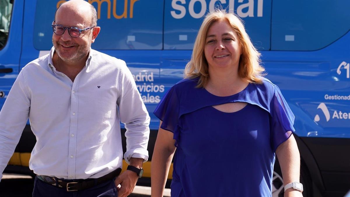 La vicealcaldesa, el delegado de Políticas Sociales, Familia e Igualdad y el concejal de Villa de Vallecas han comprobado hoy el funcionamiento del dispositivo
