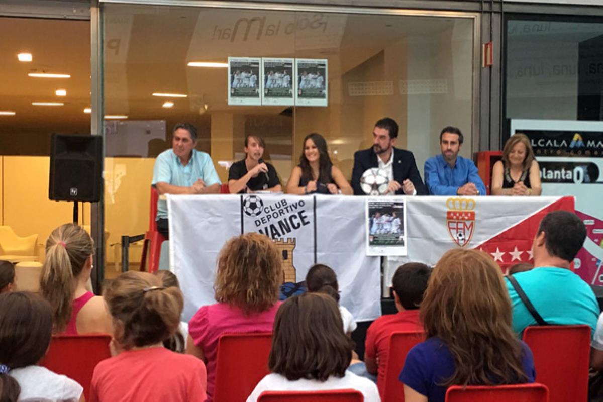 Ayer tuvo lugar la presentación del III Torneo de Fútbol-7 Femenino