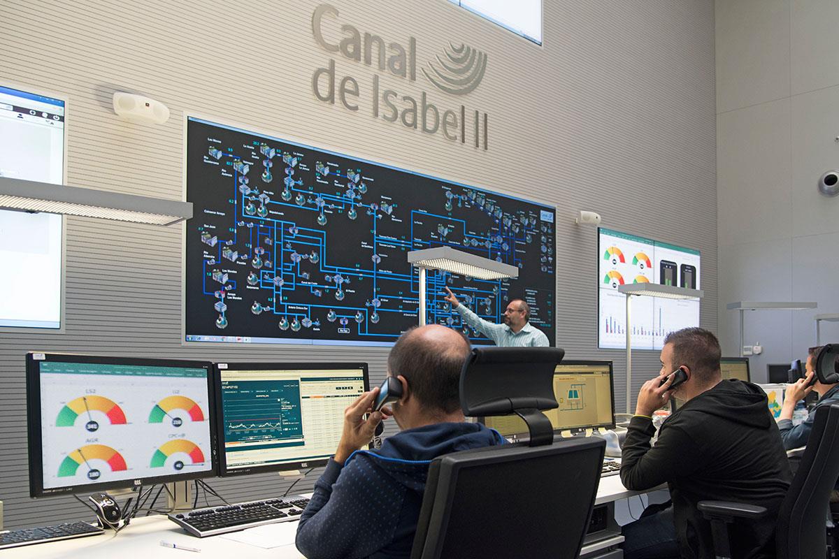 Canal de Isabel II inició la semana pasada las tareas necesarias para producir de manera continua y lo antes posible el mayor número de botellas 