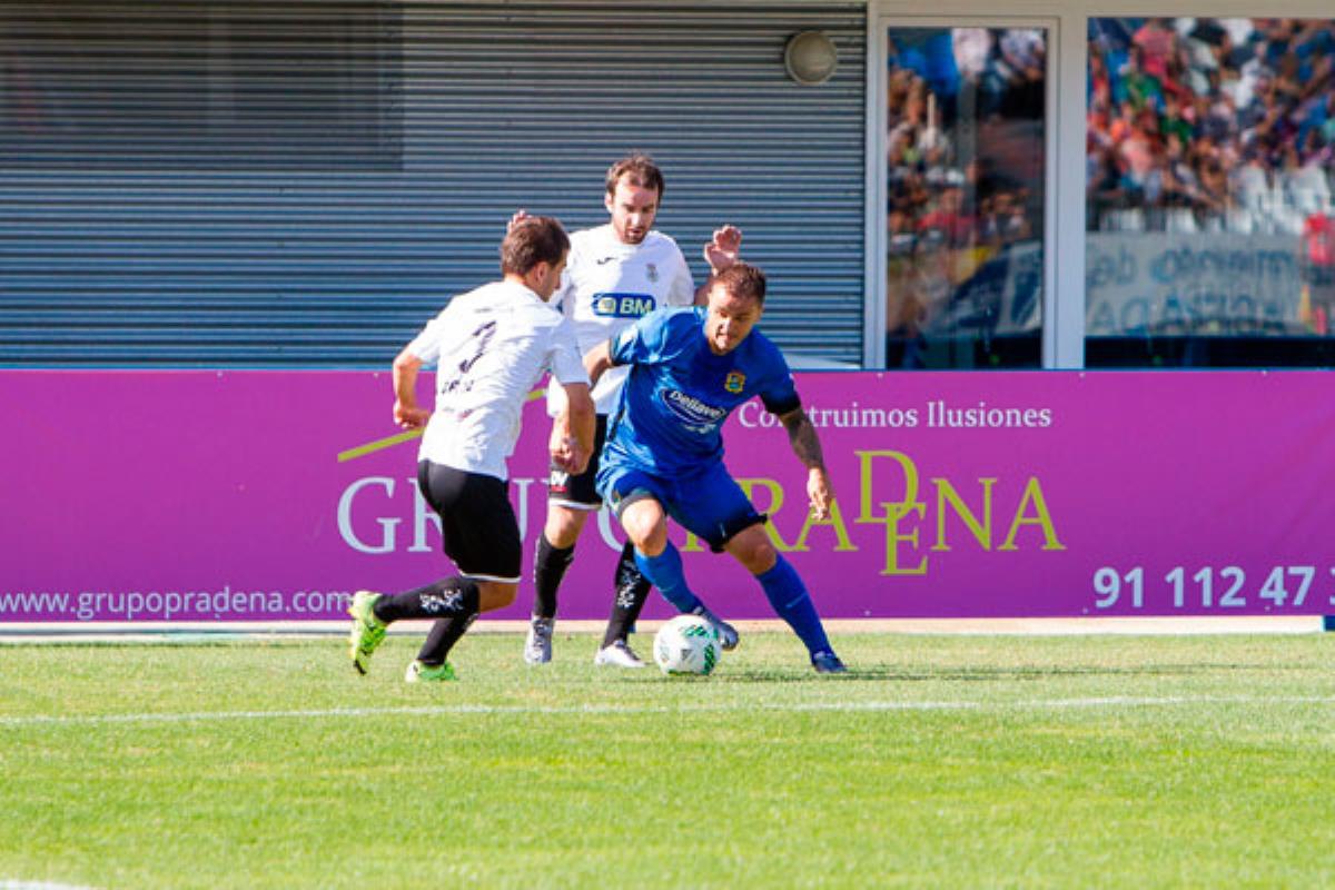 Los azulones ganan al Real Unión de Irún (1-0) con un golazo de Dioni