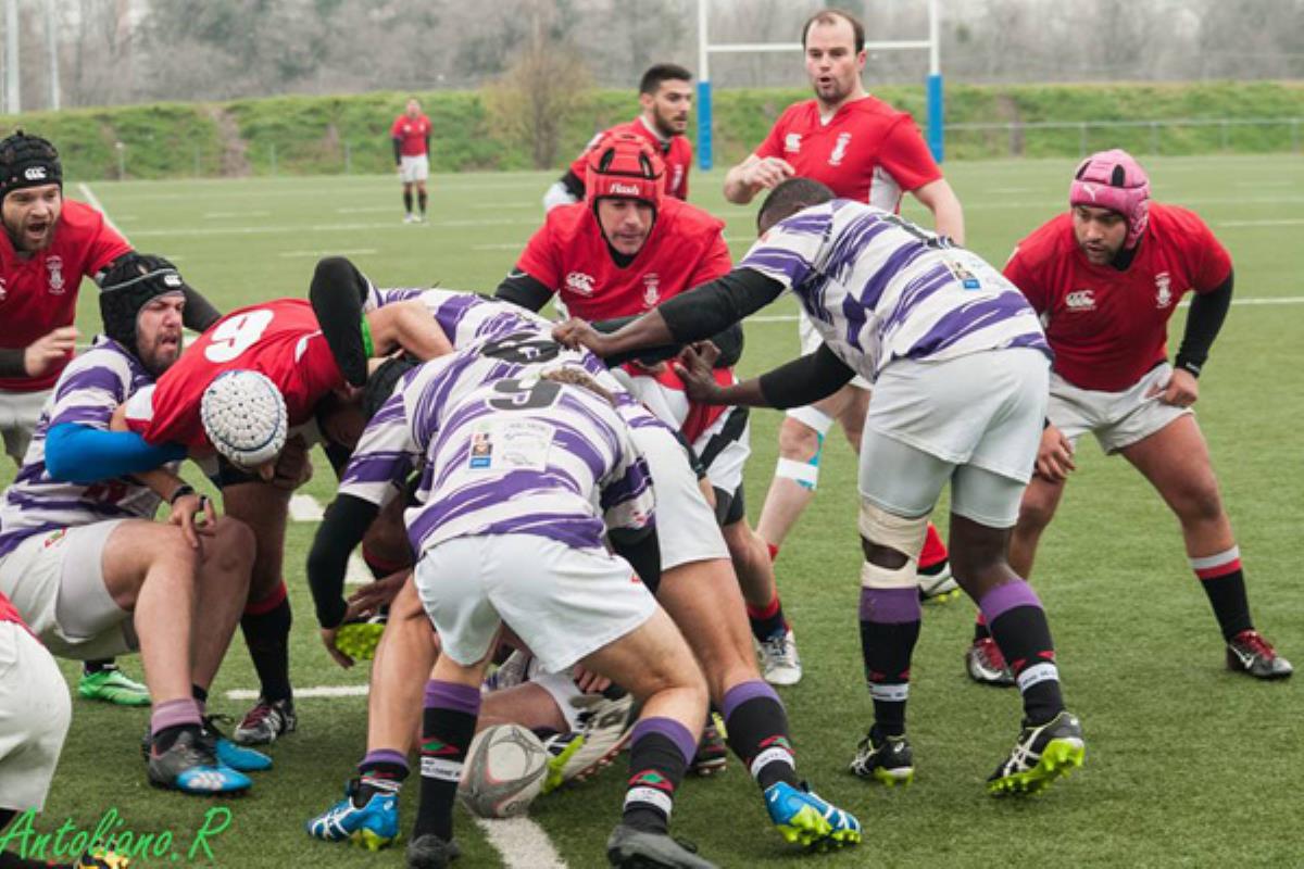 El equipo rojillo cedió por un 32-7 frente al CAU Madrid, que se convierte en líder de la competición