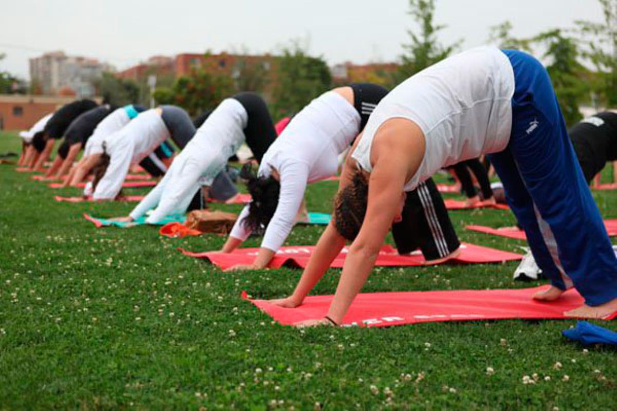 Yoga, Tai-chi y Aeróbic en familia serán  los deportes al aire libre que podremos disfrutar