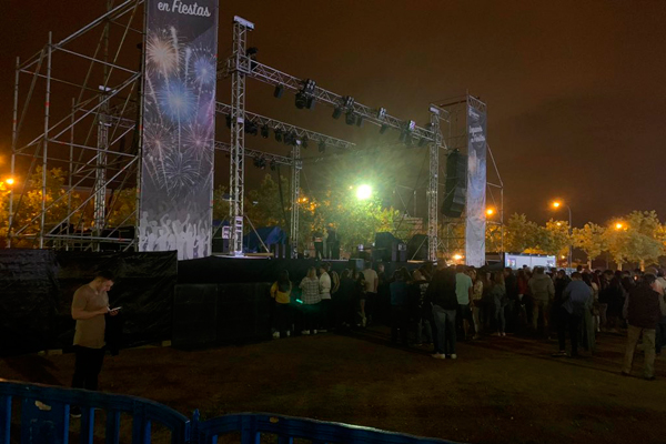 Las tormentas obligaron a suspender su actuación, al igual que la discoteca móvil posterior