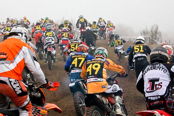 Las Rozas, escenario de una San Silvestre diferente, sobre las dos ruedas de una moto de enduro