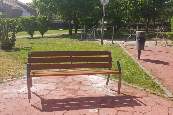 La calle Duque de Frías, la calle País Vascos o el Prado de la Casa son solo algunos de los puntos donde se instalarán estos bancos