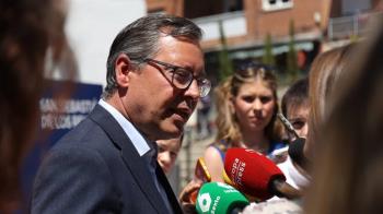 El secretario general del PP de Madrid visitó el municipio 