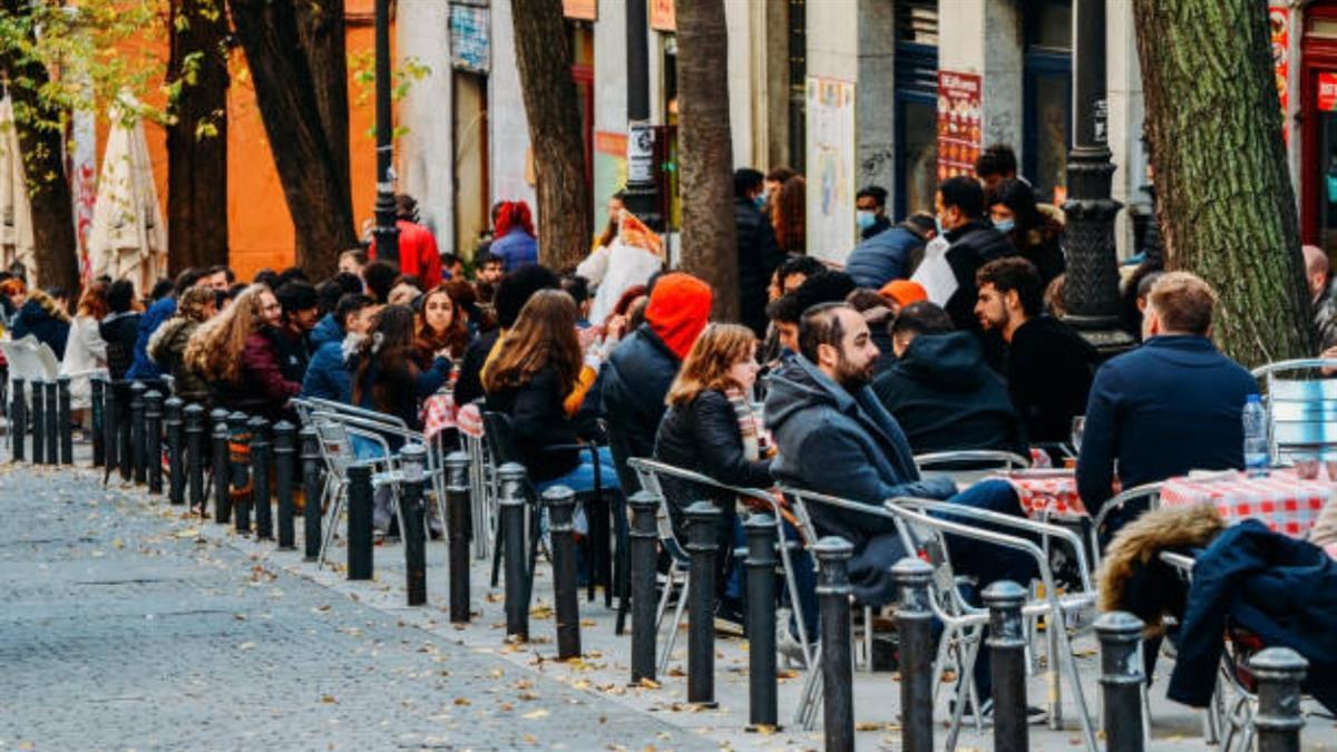 Finalmente, las terrazas de Centro cambiarán su hora de cierre en Navidad 