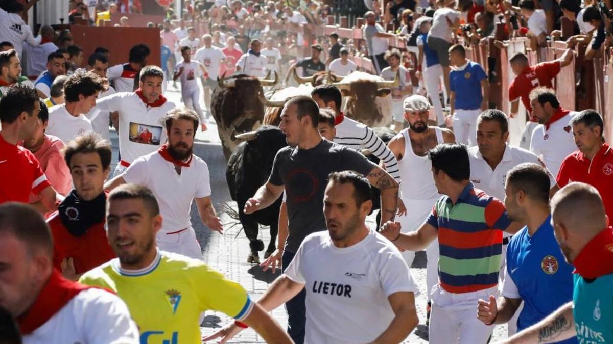 Estas carreras discurren durante las mañanas de las fiestas en honor al Santísimo Cristo