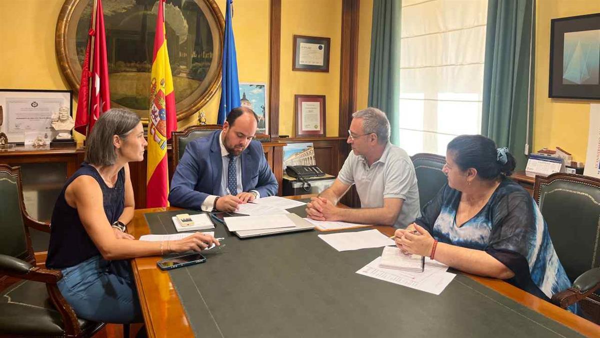 Ambas administraciones se han reunido para trabajar sobre las necesidades de la Entidad 