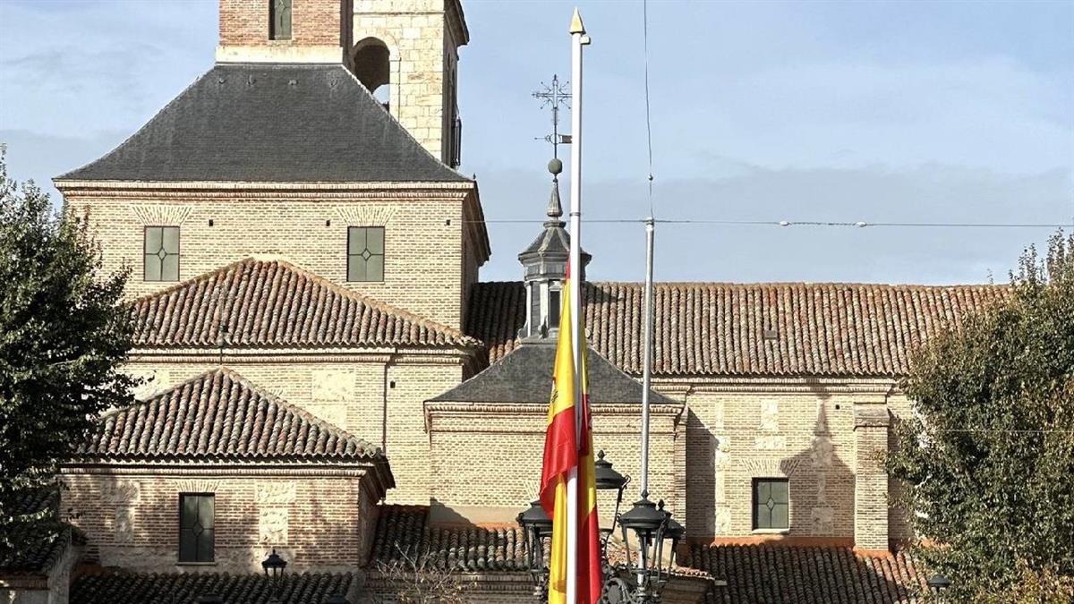 El Montserrat Caballé abrirá de 17.30 a 19.30 de este jueves para recoger ropa, agua y alimentos para los afectados