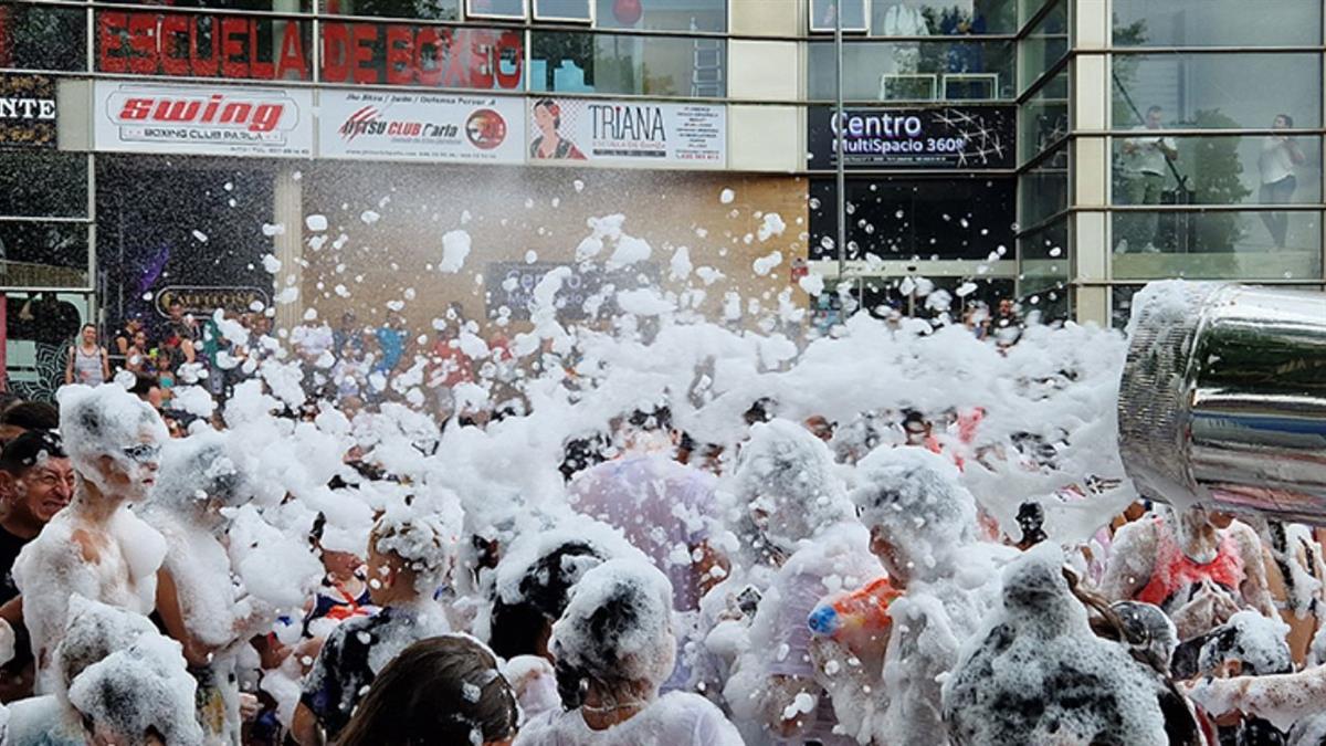 Este fin de semana se pone el foco en el Gran Desfile de Carnaval de Cabo Verde o la Gran Fiesta del Agua 