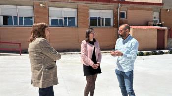 Gracias a esto, el CEIP Ventura Rodríguez ha comenzado a arreglar la pista del patio