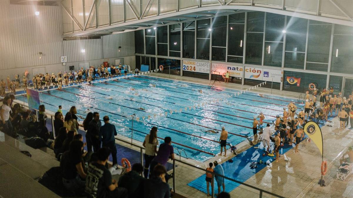 El pasado 20 de diciembre la piscina de Valdesanchuela acogió la décima edición