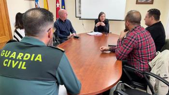 En la reunión con la alcaldesa, Raquel Jimeno, y el concejal Pedro Jiménez, para hacer balance