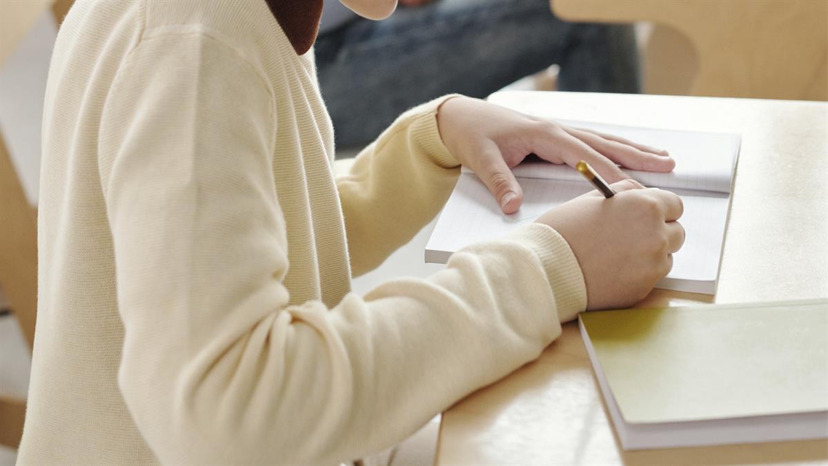 La Concejalía de Educación del municipio ha destinado 40.000 euros para becas