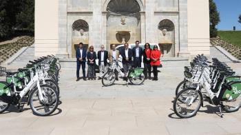 La bicicletas eléctricas han aumentando hasta llegar a la cifra de 130 y 37 estaciones 