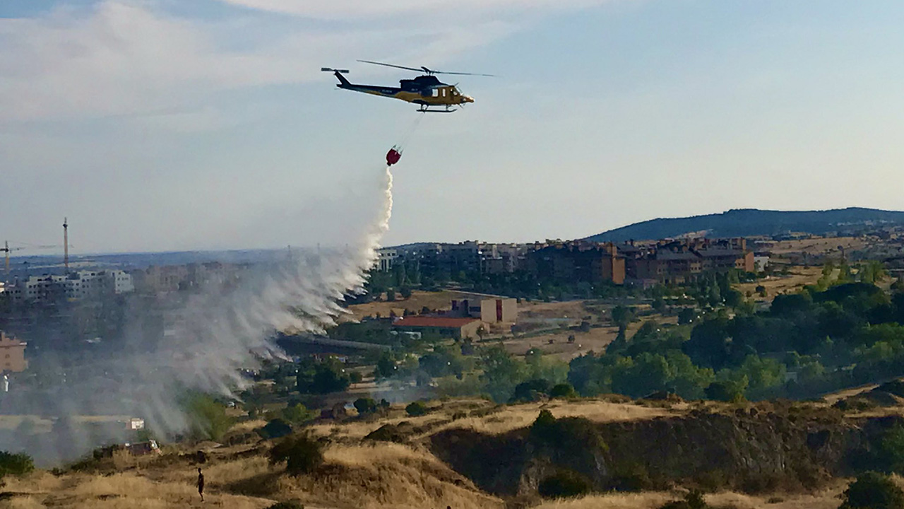 Ardieron 2 hectáreas de pasto en la zona de Lavanderas del Manzanares 