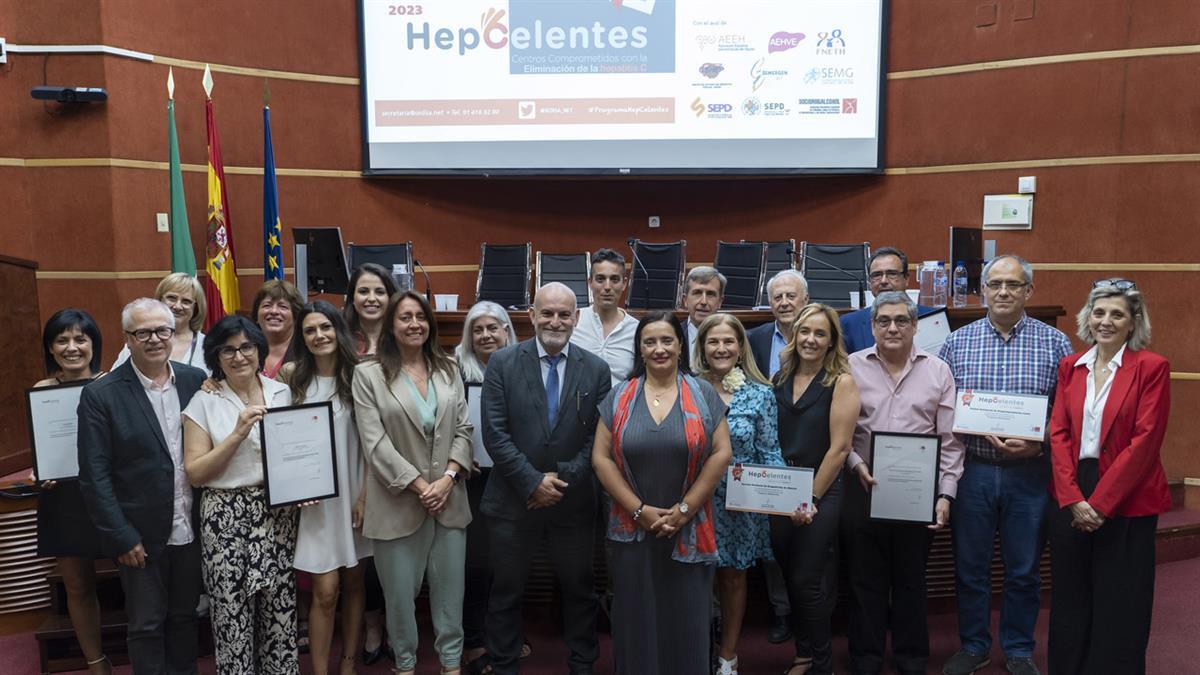 El centro obtiene la certificación por el programa ‘Hepcelentes’