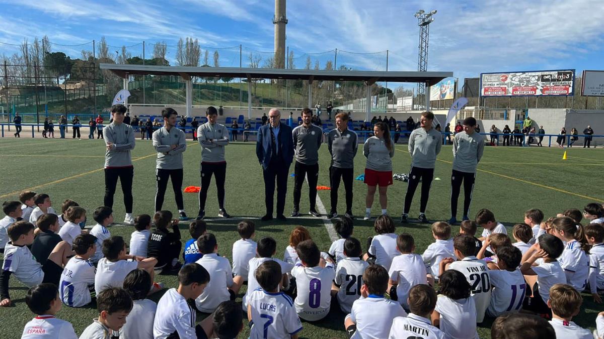 En colaboración con los clubes de la ciudad