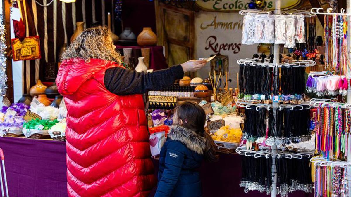 El ayuntamiento pone en marcha una campaña de apoyo al comercio local