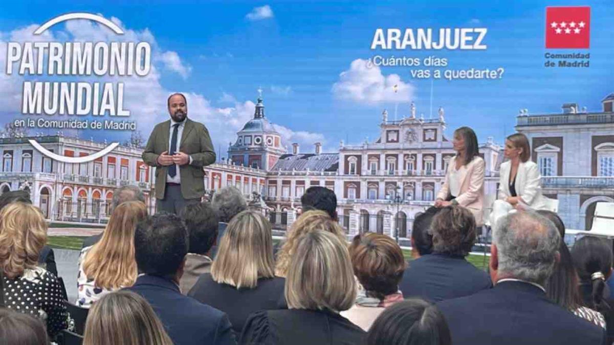 El alcalde ha participado en un acto por el Día del Turismo