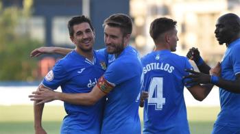 Partido serio de los chicos de Mere, que ya implanta su fútbol