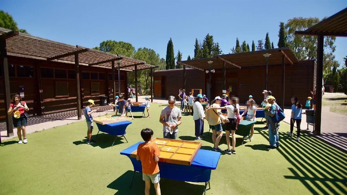 Cientos de vecinos pudieron celebrar este día en la finca de El Pilar 