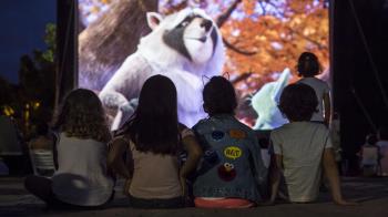 Veranísimos ofrece espectáculos al aire libre para toda la familia las noches de los viernes y sábados del mes de julio