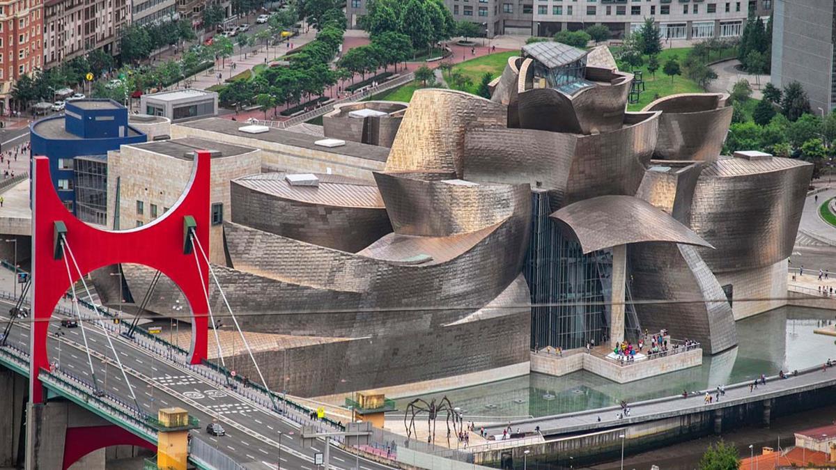 Los viajes de la Concejalía de Juventud inciden en la educación patrimonial, la sensibilización hacia el cuidado del patrimonio