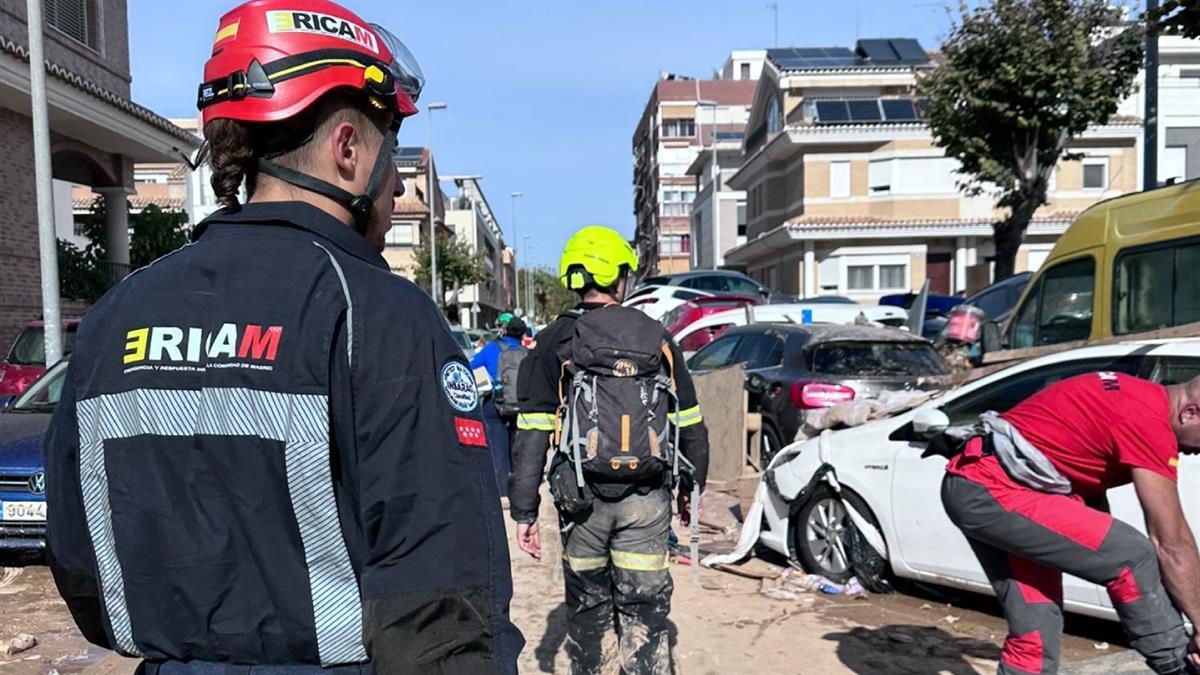 La Comunidad de Madrid envía los primeros 40 autobuses para ayudar con el servicio alternativo de Metro Valencia