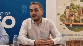 El segundo teniente de alcalde, Fernando González, contesta a la oposición