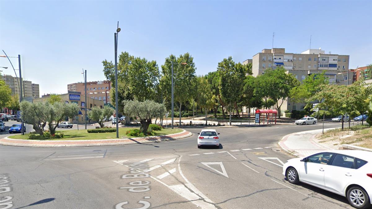 Con motivo de las obras de mejora se interrumpe la circulación desde Avenida de la Hispanidad hasta la rotonda de la Avenida de los Estados