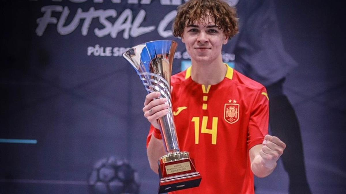 El torrejonero, David Fernández, campeón del prestigioso Torneo de Montaigu de fútbol sala 