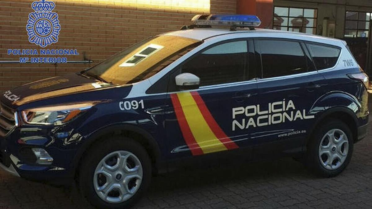 La Policía Nacional ha puesto a disposición judicial a los presuntos autores de robos en al menos 4 establecimientos de nuestra ciudad