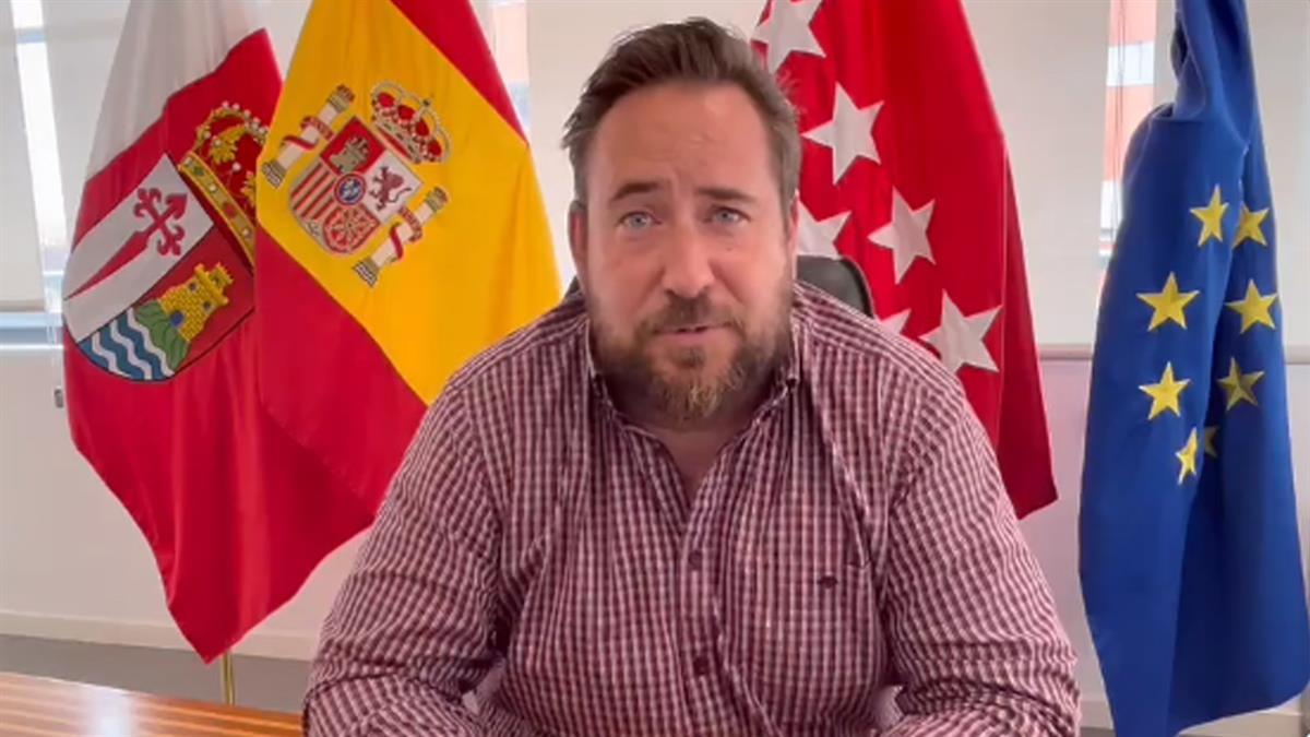 El alcalde denuncia la postura de "bloqueo" adoptada por los partidos a varias propuestas presentadas 