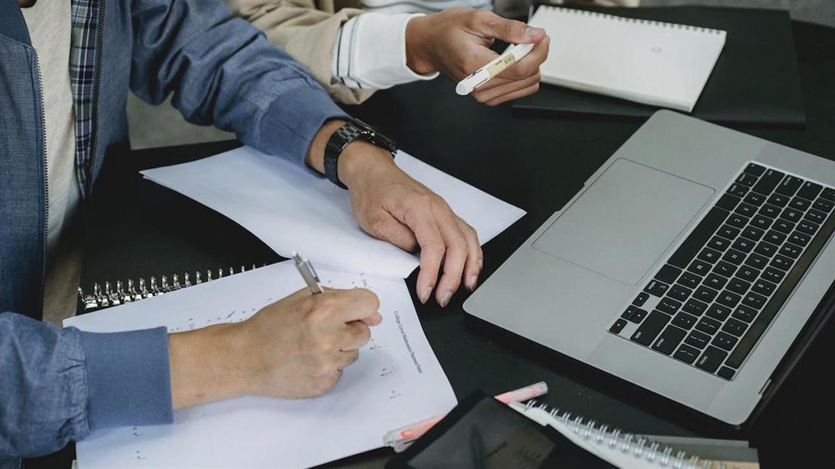 Con un curso de introducción a la economía verde para jóvenes emprendedores