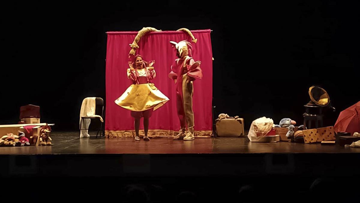 Una obra enmarcada en el II Festival de Títeres, Marionetas y cuentacuentos