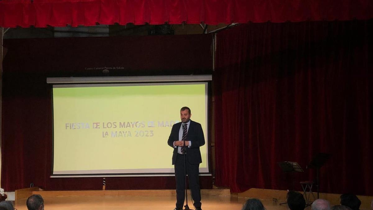 Carlos Segura, concejal del distrito, ha participado en la conmemoración del reconocimiento a una fiesta con gran tradición en las calles de Lavapiés
