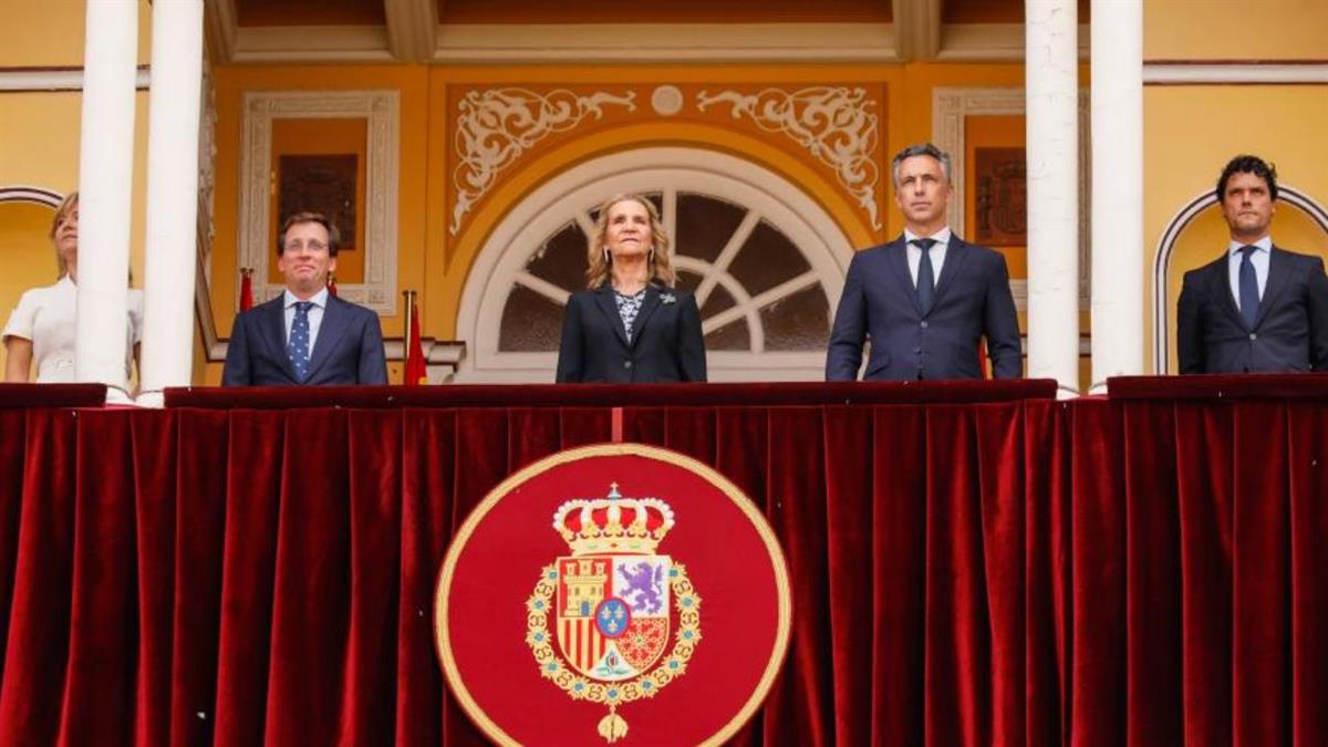 La Plaza de Toros de Las Ventas ha estado presidida por la Infanta doña Elena de Borbón