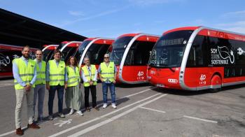 La ciudad estrena siete nuevos autobuses eléctricos para su flota de la EMTF