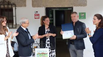 La alcaldesa y la concejal de Educación han inaugurado este “nuevo” CEPA La Oreja Verde