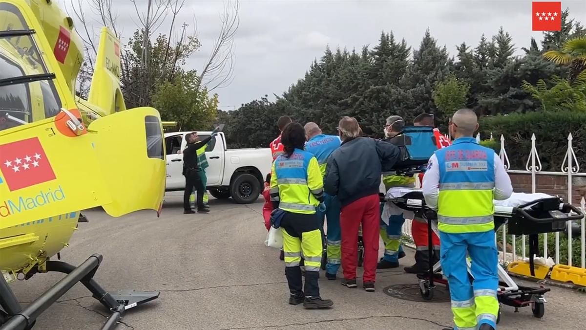 Un trabajador se desgarra una pierna mientras realizaba labores de poda