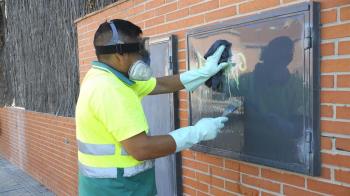 Las sanciones que el Ayuntamiento impone por la realización de estas pintadas van de 300 a 3000 euros