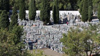 Ampliado el horario del cementerio hasta el día 3 de noviembre con motivo del Día de Todos los Santos