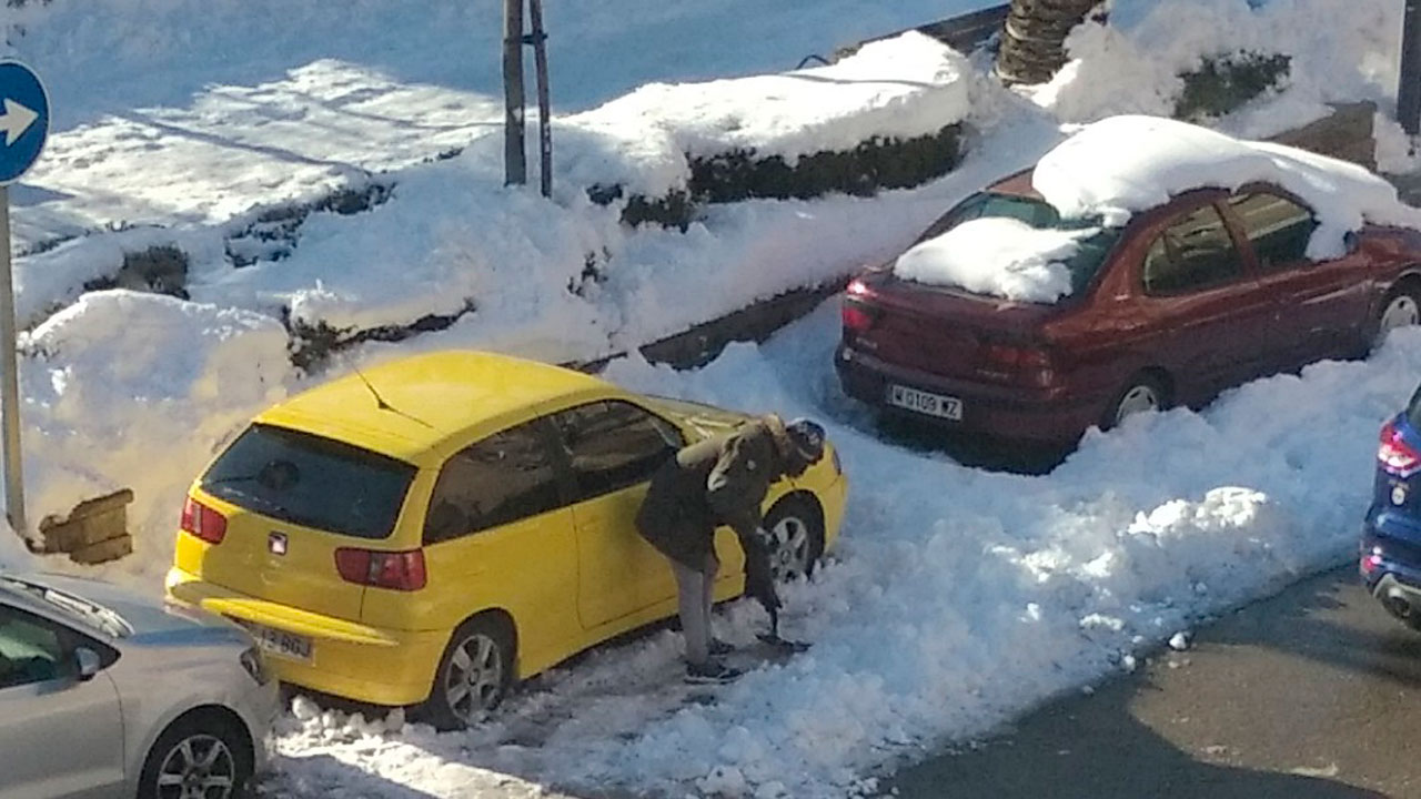 Es la propuesta de IU Humanes para recompensar el trabajo de los vecinos que trabajaron para quitar la nieve