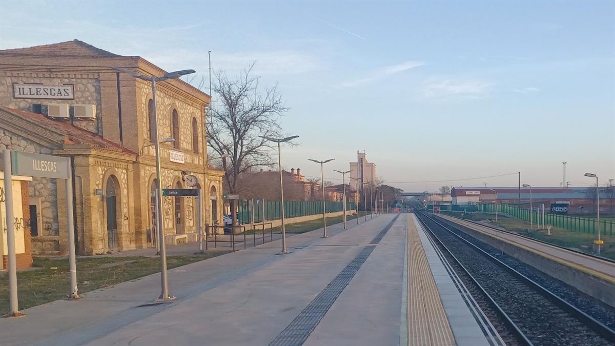 Con estas obras, se impulsa la llegada del tren de Cercanías a Griñón, Cubas, Serranillos, Casarrubuelos e Illescas