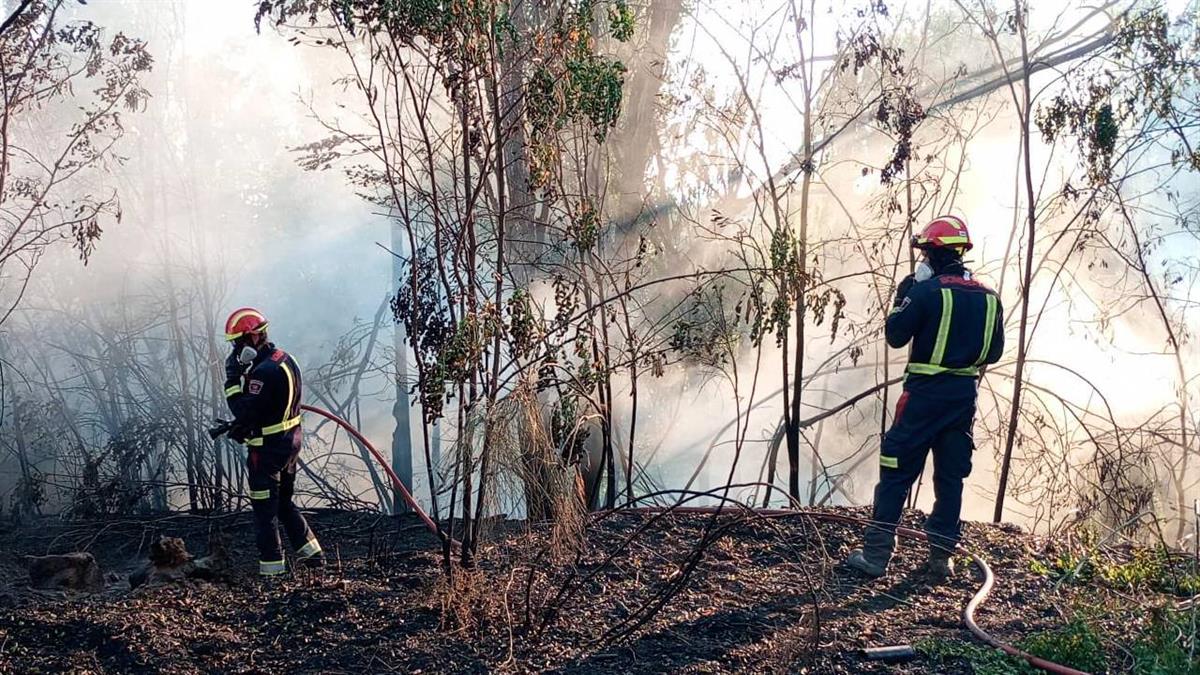 Las descargas de agua en incendios forestales no son “lluvias ligeras”