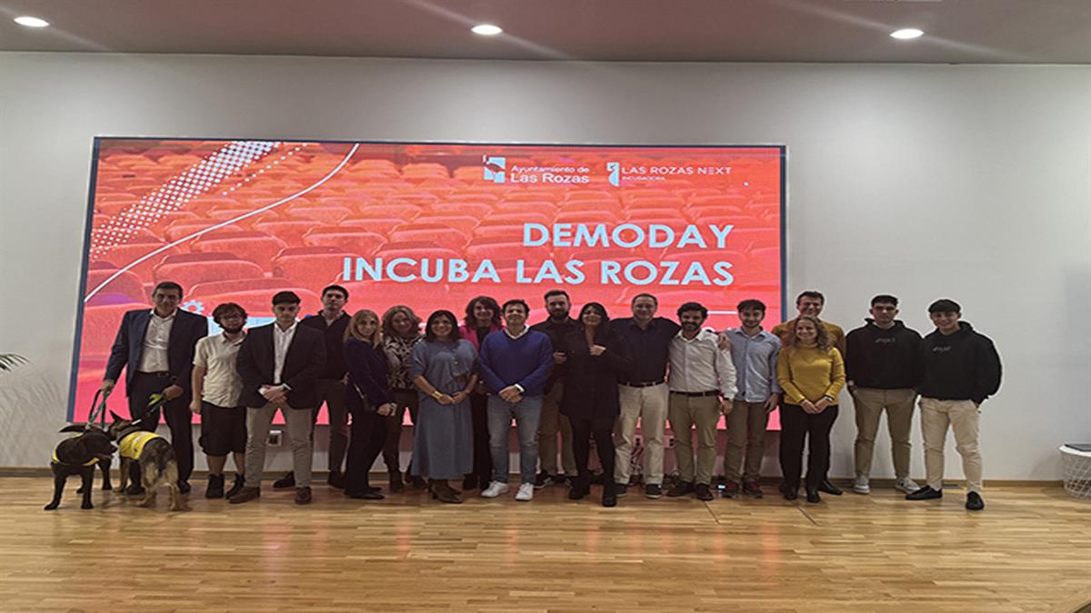 Los participantes presentaron un elevator pitch de 5 minutos frente a un panel de profesionales 