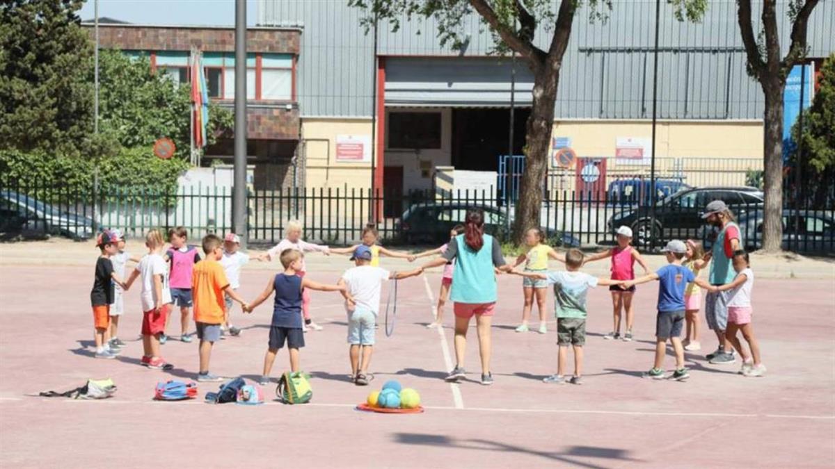 El programa 'Centros Abiertos' está dirigido a las familias que necesiten conciliación laboral